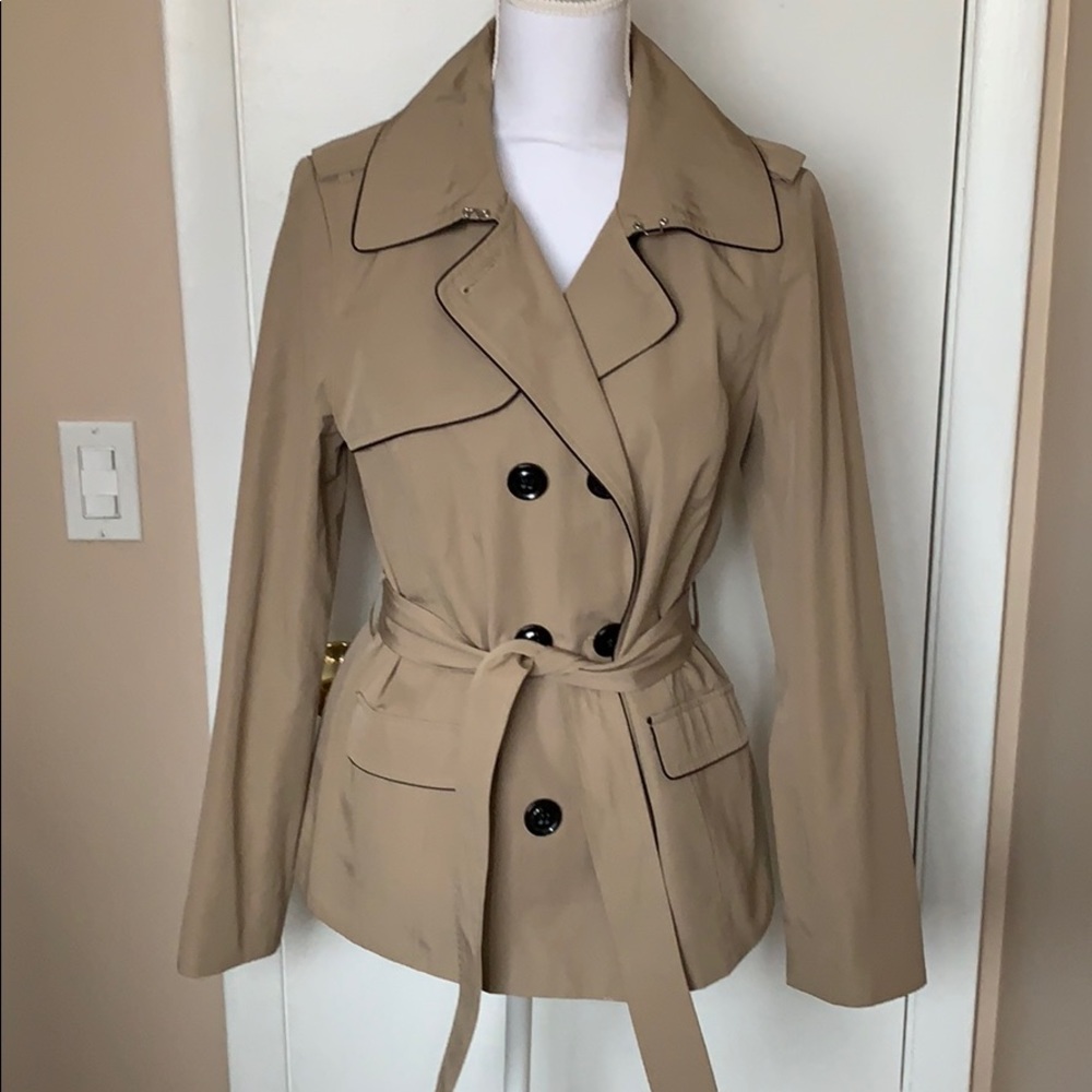 Forever 21 black trimmed rain coat